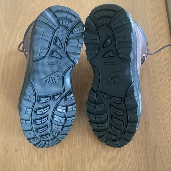 Nike Manoa ’17 Leather Boots, Violet Ore Brown Pink BQ5372-200, Girls 5Y, New - Picture 5 of 9